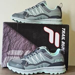 Fila Women's Evergrand TR 21.5 Running Sneakers  Women's  6.5  NWT